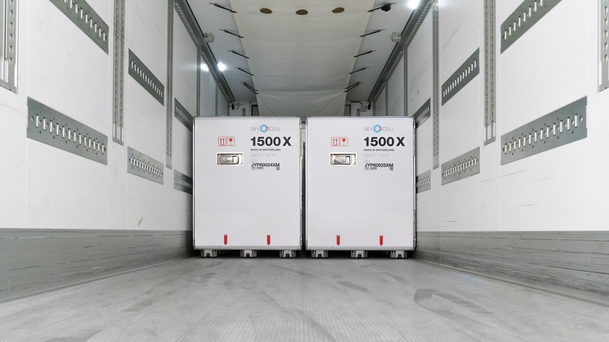SkyCell_1500X_Transport-Truck_169